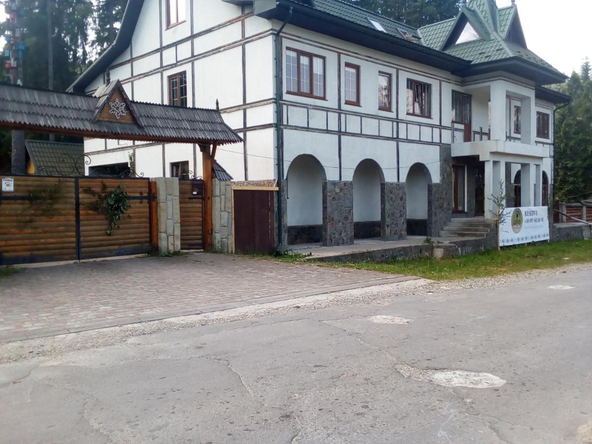 Hotel Galushko Mykulychyn Exterior photo